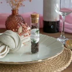 Gastgeschenk Glasröhrchen mit Korken und Aufkleber