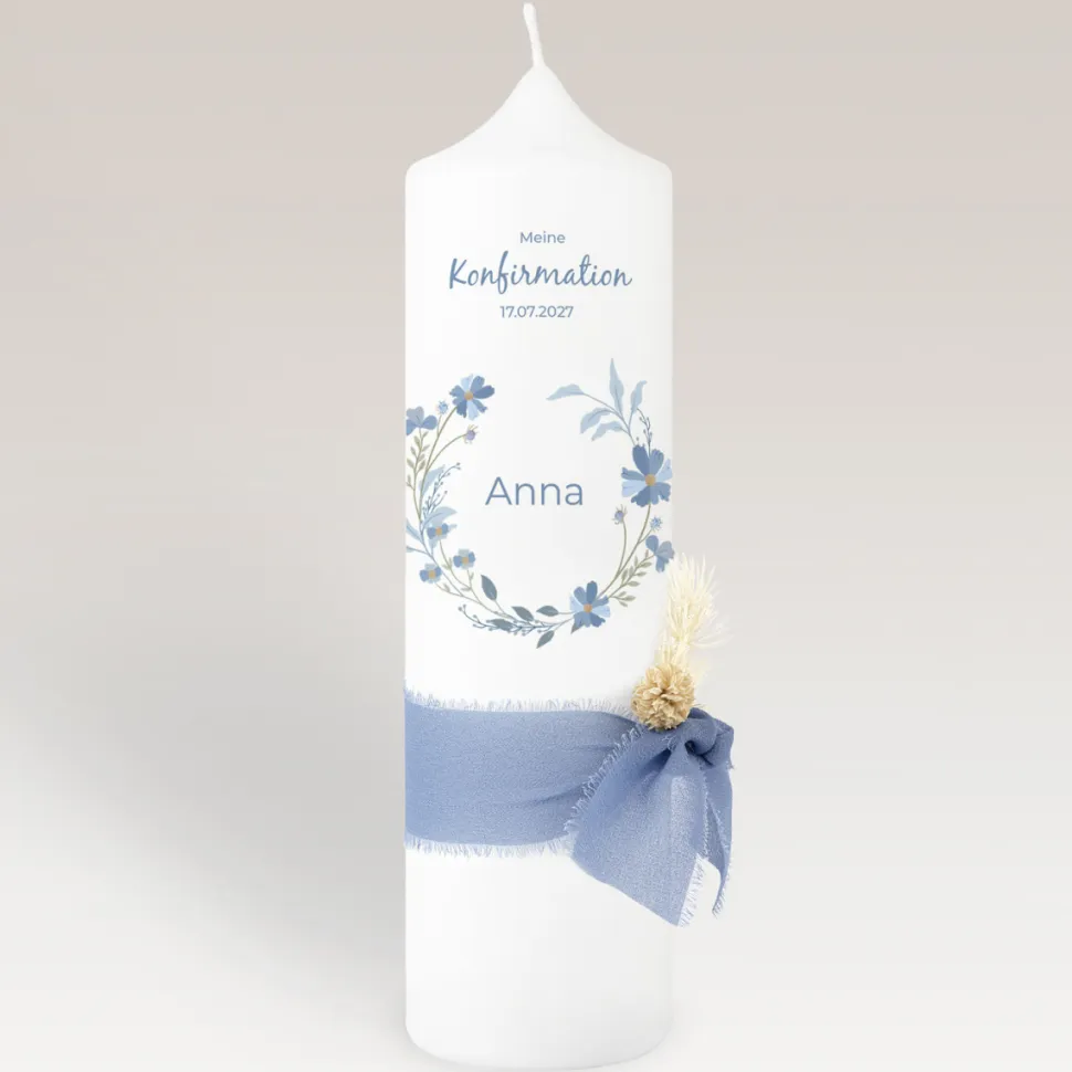 Konfirmationskerze Blütenkranz blau