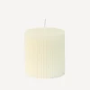 Stumpenkerze mit Rillen creme 7,5 cm